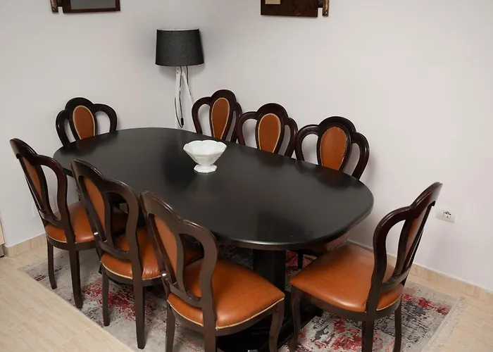 Fia 49 - Floor Appartement Tirana