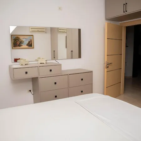 Apartman Fia 49 - Floor