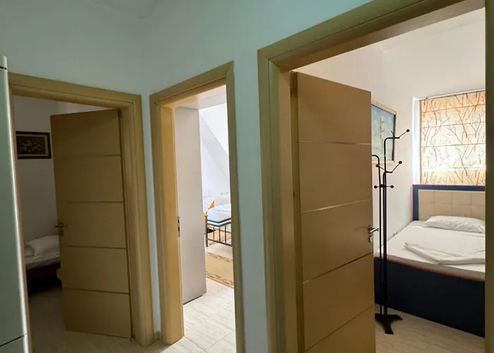 Fia 49 - Floor * Tirana